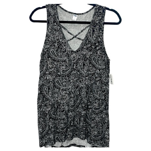 Old Navy Tops - NWT Old Navy Black Paisley Print Flowy Sleeveless Tank Top
